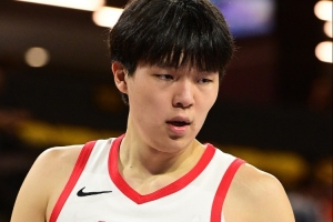 都在G聯(lián)盟！徐靜雨：楊瀚森和詹姆斯是同一個(gè)經(jīng)紀人 兩人或有交流