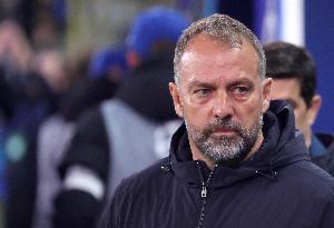 尋伊尼戈替代者！每體：巴薩正關(guān)注施洛特貝克、格伊、于帕等后衛