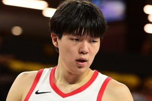 拓記：早料到楊瀚森會(huì )去發(fā)展聯(lián)盟 或許明年這個(gè)時(shí)候能真正了解他