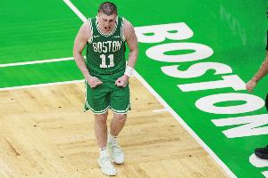 普理查德：賽季初時(shí)我想得太多 現在就是“去TMD 只管投”心態(tài)