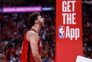 申京生涯第11場(chǎng)比賽至少30分10板5助 隊史第3多 僅次于哈登大夢(mèng)