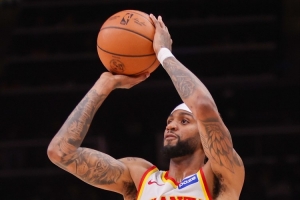 NAW：感謝里薩謝給了我們很大的鼓勵 JJ對我們說(shuō)要給比賽設立基調