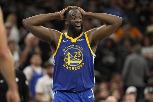 就是進(jìn)不了！追夢(mèng)空籃不中后連續3次補籃不中 最后穆迪三分命中