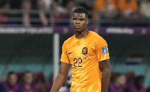 科曼：我們本想把所有球員都留在隊內，但俱樂(lè )部決定召回鄧弗里斯