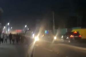 今個(gè)真高興！民主剛果球迷街頭瘋狂慶祝國家隊晉級洲際附加賽