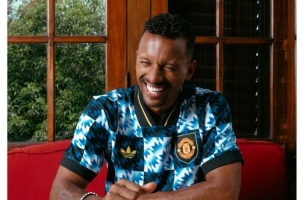 曼聯(lián)官方祝納尼39歲生日快樂(lè )，效力期間出戰230場(chǎng)41球65助