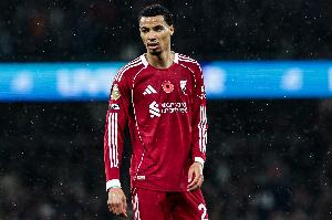 科納特：?；倏嗽幌肴ソ∩矸?，我問(wèn)他還想不想入選國家隊