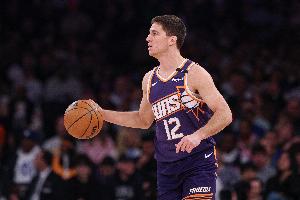 拼出來(lái)的機會(huì )！吉萊斯皮飛身救球 古德溫上籃打成2+1