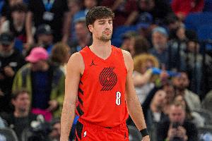 拓記：球隊本賽季能進(jìn)前十那就不錯 下賽季或許能進(jìn)季后賽