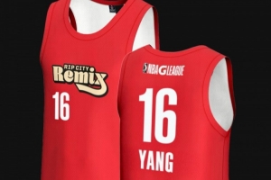 開(kāi)拓者官博：楊瀚森混音隊16號球衣現已上架