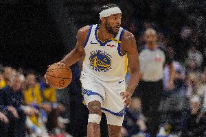 無(wú)敵！穆迪三分12中8狂轟32分4板3斷 一戰創(chuàng  )得分&三分兩項新高！