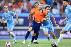 媒體人：中超只有轉向跨年度制，才能真正融入世界足球體系