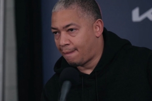 小瓊斯傷退！盧：得等傷勢重新評估后才知道情況 我現在也不知道