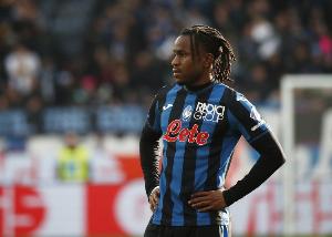 土媒：加拉塔薩雷希望簽下盧克曼，奧斯梅恩勸說(shuō)球員加盟