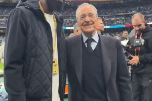 呂迪格觀(guān)看NFL比賽，弗洛倫蒂諾：你這么高大，完全可以打橄欖球