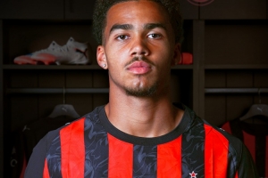 斯基拉：米蘭中衛奧多古可能冬窗外租離隊，以獲得更多比賽時(shí)間