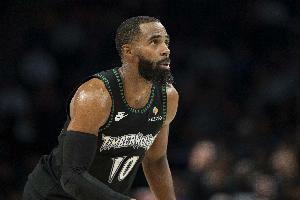 康利：打快節奏籃球對破區域聯(lián)防很有幫助