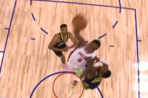 致敬小喬丹！杜倫空接超級戰斧隔扣馬瑟林 全場(chǎng)被點(diǎn)燃