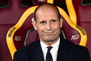 意媒：囧叔要求引進(jìn)強力中鋒，大菲爾、萊萬(wàn)、齊爾克澤是潛在候選