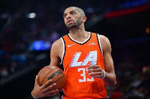 老同志盡力了！巴圖姆替補三分7中3得11分 另有6板1助1斷