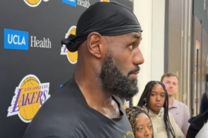 詹姆斯：我一直在觀(guān)察我能夠如何自然融入 并立即去幫助球隊