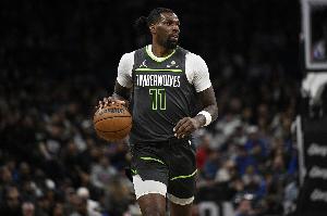 砍下22分！芬奇談里德：他的表現很不錯 投進(jìn)的球都很流暢