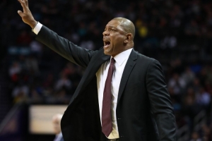 隆多：關(guān)于面具俠的防守我和老里有過(guò)爭執 氣得我差點(diǎn)大打出手