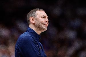 掘金本賽季關(guān)鍵球0勝3負 阿德?tīng)柭簳?huì )吸取教訓 我對球隊有信心