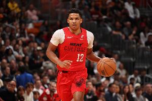 鮑威爾:德魯·史密斯替補穩定力量 總能合適時(shí)間出現在正確位置