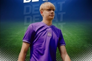 圖片報：多特正關(guān)注17歲比利時(shí)小將德凱特及16歲瑞典前鋒菲林