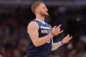 迪文：麥丹轉換進(jìn)攻很棒 我們打得越快越對球隊整體有利