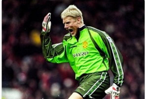 曼聯(lián)官方祝舒梅切爾62歲生日快樂(lè )，效力期間出戰398場(chǎng)斬獲15冠