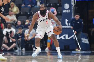 近9戰1勝8負！美媒：快船明年的首輪簽還得給雷霆