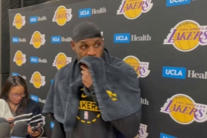 明日是否復出？詹姆斯：取決于接下來(lái)24個(gè)多小時(shí)我的身體感覺(jué)如何