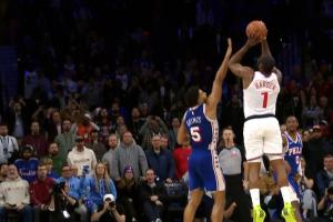 絕殺三分被點(diǎn)肘了？哈登示意被犯規 手都搖出花了！