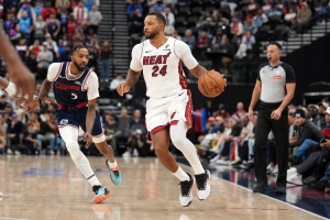 拉加·貝爾：快船又老又沒(méi)防守 失去鮑威爾對他們傷害很大