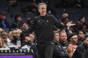 爛到發(fā)指！奇才本賽季凈效率值、限制對手場(chǎng)均得分等數據聯(lián)盟墊底