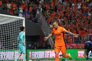 云南玉昆本賽季主場(chǎng)場(chǎng)均觀(guān)眾超2.2萬(wàn)人，帶動(dòng)消費超10億元