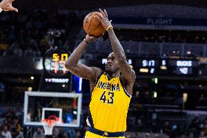 正負值-23！西亞卡姆半場(chǎng)9中4拿到15分 三分6中3