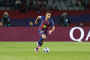 阿斯報：埃里克·加西亞鼻骨骨折未愈，預計戴面具最多再踢3場(chǎng)