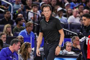 場(chǎng)均助攻聯(lián)盟第1！老鷹連續6場(chǎng)比賽送出30+助攻 刷新隊史紀錄