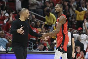 強強對話(huà)！ESPN預測明天勝率：火箭48.8% 騎士51.2%