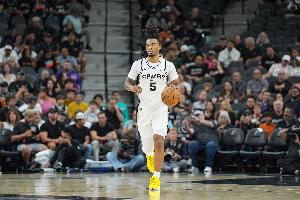 又來(lái)一位！Shams：卡斯爾遭遇左髖屈肌拉傷 將在1到2周后接受復查