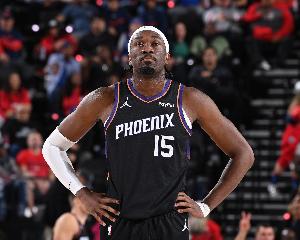 填滿(mǎn)數據欄！馬威9投7中高效砍下15分6籃板 正負值+15