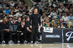 馬刺主帥：我們想打出我們的風(fēng)格 不管誰(shuí)在場(chǎng)上都保持這種風(fēng)格