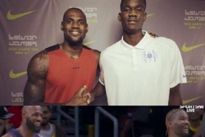 時(shí)光荏苒！八年級的艾頓曾參加過(guò)詹姆斯訓練營(yíng) 如今同場(chǎng)競技