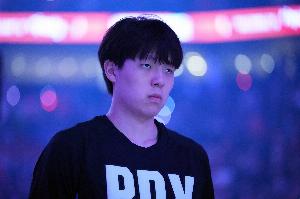 會(huì )越來(lái)越好！楊瀚森本季6戰場(chǎng)均7.1分鐘得3分1.5板 命中率37.5%