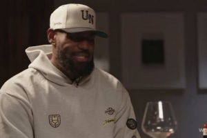 詹姆斯：18首輪搶七我對步行者球員說(shuō)自己要打滿(mǎn)全場(chǎng) 對方驚呆了