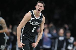 百步穿楊！杰明半場(chǎng)5中4貢獻12分 4記三分創(chuàng  )個(gè)人半場(chǎng)新高