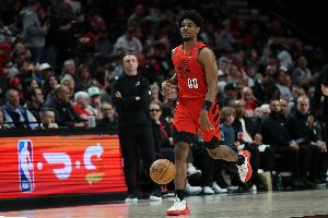 斯庫特·亨德森：我恢復良好&能走但無(wú)法劇烈運動(dòng) 仍需每周觀(guān)察